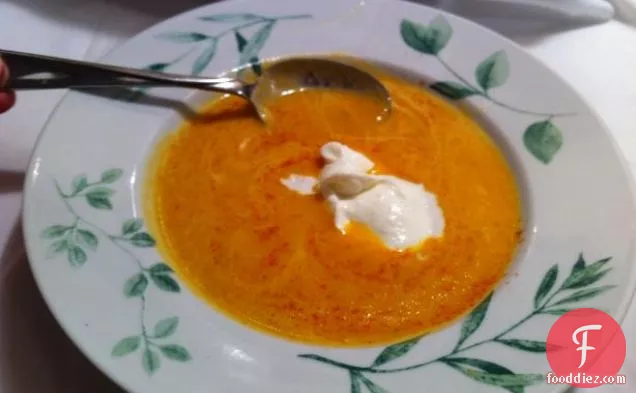 लीक और गाजर का सूप