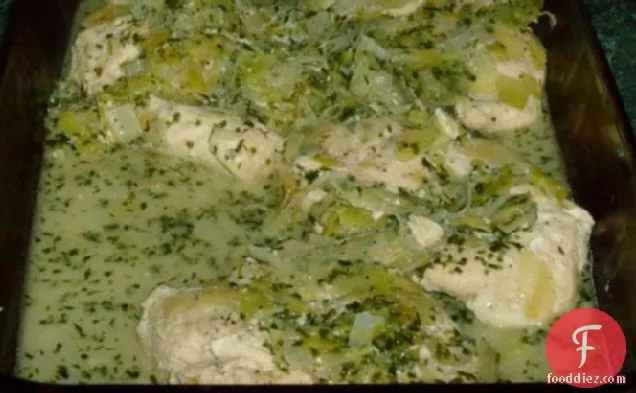 बटररी लीक के साथ जेरी ट्रुनफेल्ड का तारगोन चिकन स्तन