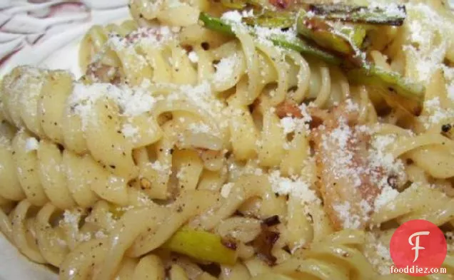 Pasta With Leek & Bacon