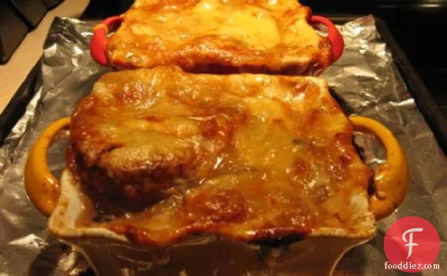 Jacques Pepin's Onion Soup Gratinee