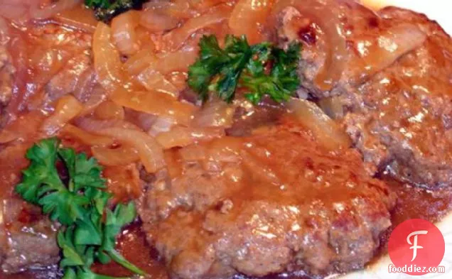 लाद हैमबर्गर स्टेक और प्याज