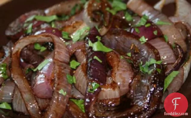 Grilled Red Onions With Balsamic Vinegar and Rosemary