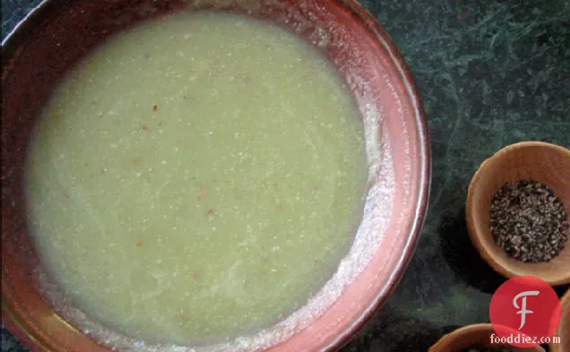 अजवाइन, लवेज और बादाम का सूप