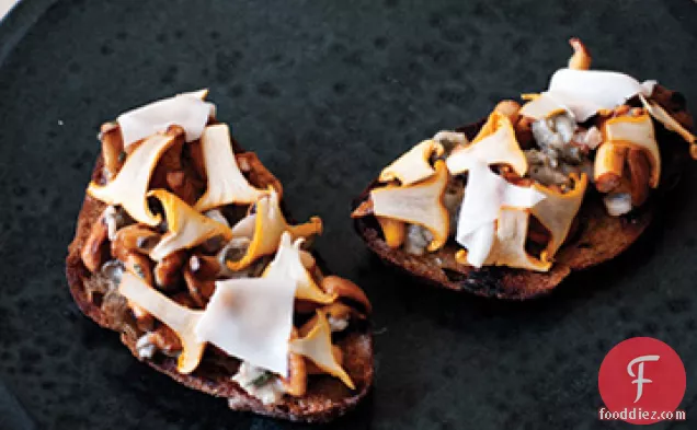 Sourdough Toasts with Mushrooms and Oysters