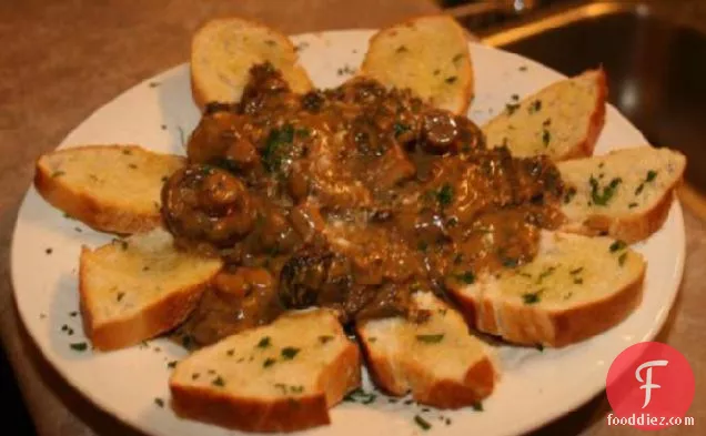 Sauteed Mushrooms With Tarragon Cream Sauce