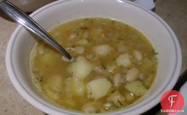 भूमध्य सफेद बीन सूप