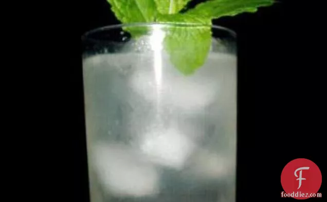 Ginger-Mint Mojitos