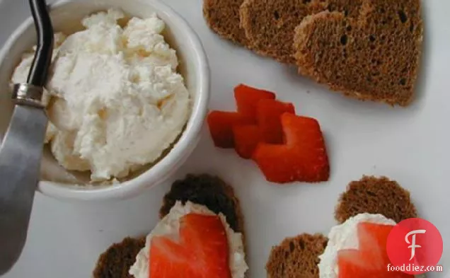 Horseradish Cheese Spread With Strawberries