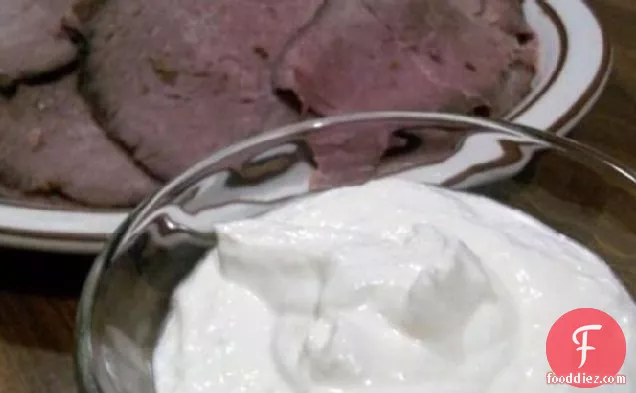 Creamy Horseradish Sauce for Roast Beef