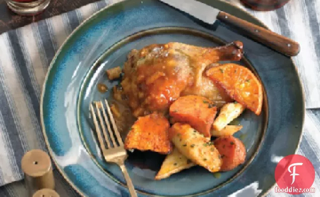 भुने हुए शकरकंद और पार्सनिप मिर्च पाउडर के साथ