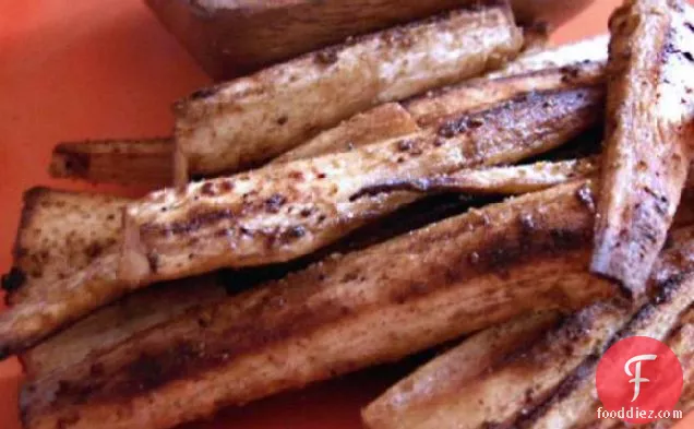 Parsnip Pencil Fries With Spicy Curry Dipping Sauce