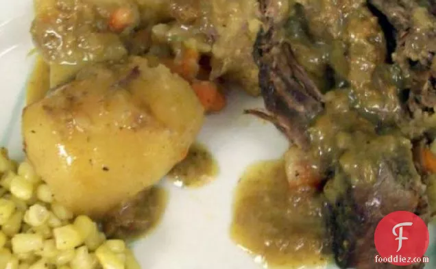 Sheila's Savory Pot Roast and Vegetables With Gravy