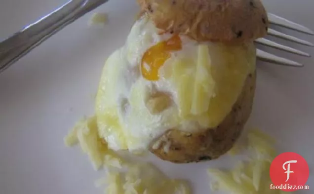 Eggs in Baked Potatoes