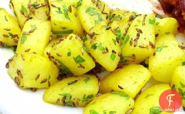 Indian Cumin Potatoes ( Jeera Aloo )
