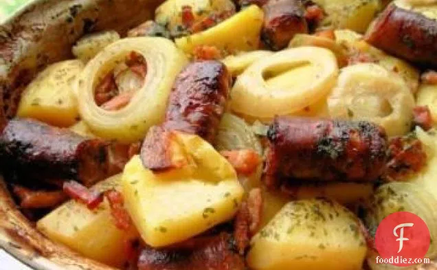 Dublin Coddle - Irish Sausage, Bacon, Onion and Potato Hotpot