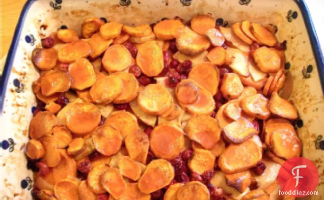 Yams With Apples and Cranberries