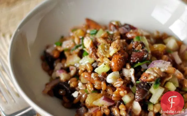 Winter Wheat Berry Salad With Figs & Red Onion