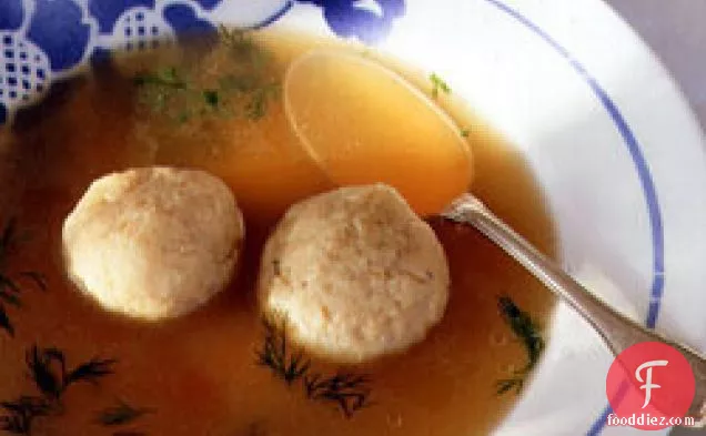 आंटी गिल्ली का मट्ज़ो बॉल सूप