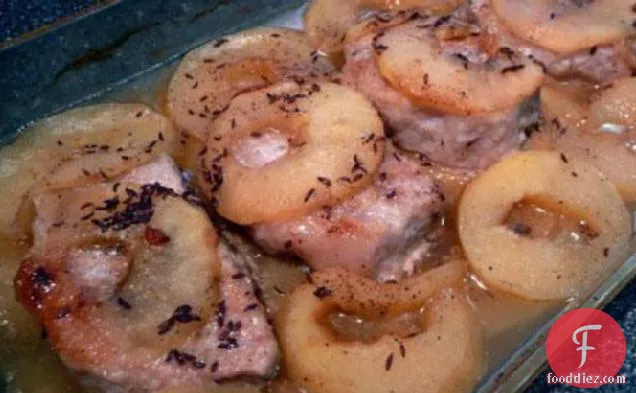 Norwegian Pork Chops With Caraway Apples
