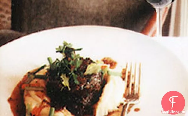 Braised Beef Short Ribs With Potato Purée
