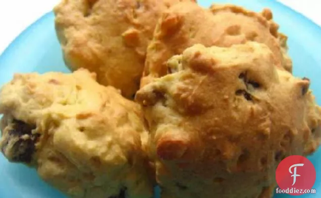 लस मुक्त / डेयरी मुक्त बाजरा फल स्कोन