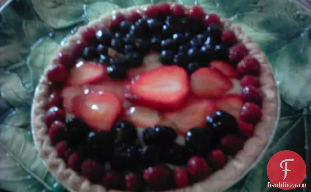 Fresh Berry Cardamom Cream Pie