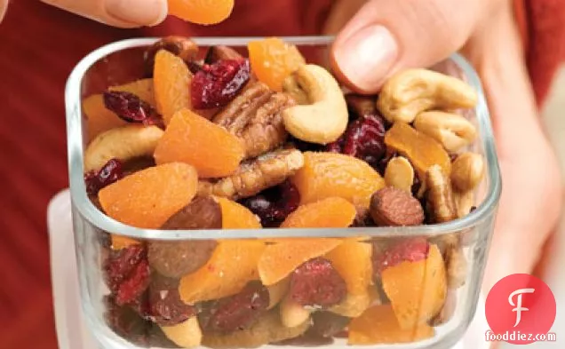 Healthful Fruit-and-Nut Mix