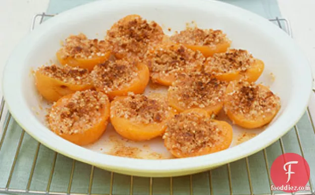 Baked Apricots with Almond Topping