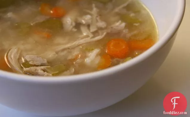 छोटी रसोई चिकन सूप