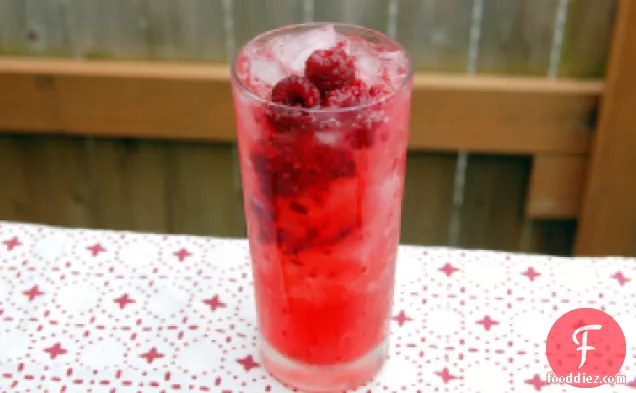 Raspberry Cobbler Cocktail