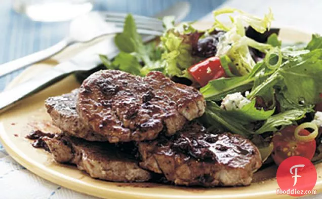 Pork Medallions with Spicy Pomegranate-Blueberry Reduction