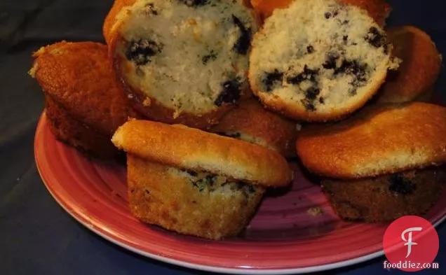 Cream Cheese-Blueberry Muffins