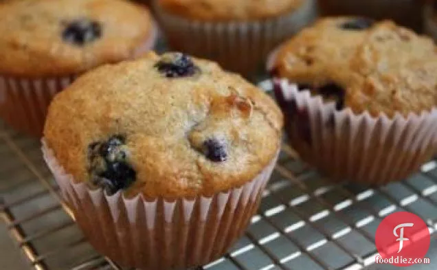 Low-Fat Blueberry Bran Muffins