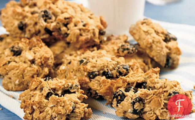 Blueberry-Walnut Oatmeal Cookies