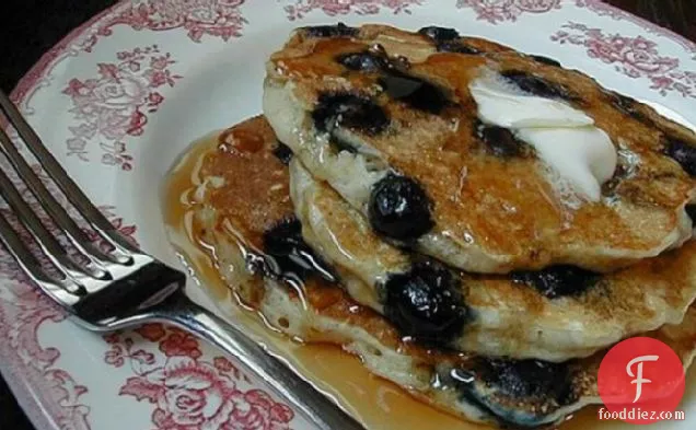 Blueberry Buttermilk Oatmeal Pancakes