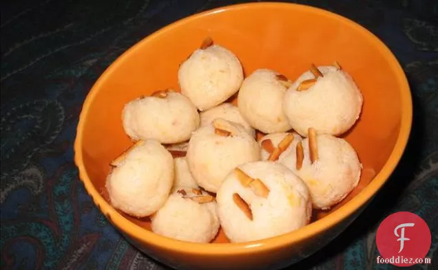हरी चाय बादाम कपकेक