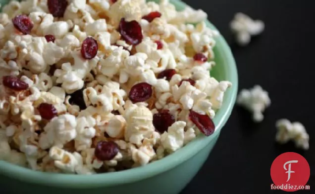 Buttered Rum and Cranberry Popcorn