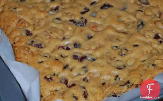 Granola Blondies