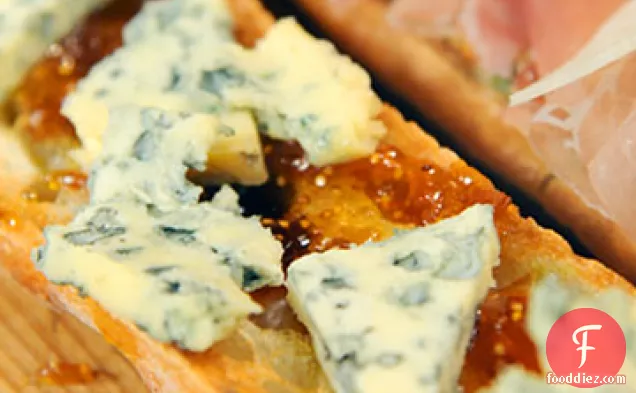Open-Faced Baguette with Fig Marmalade and Blue Cheese