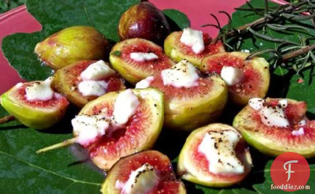 Broiled Figs With Goat Cheese