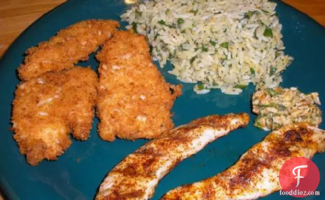 मसाला-मला चिकन उंगलियों डब्ल्यू धनिया सूई सॉस