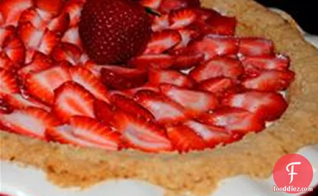 Deni's Strawberry Cheese Pie