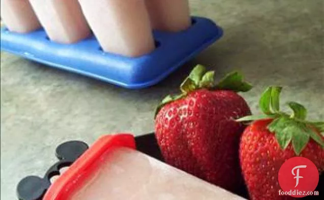 Bavarian Strawberry Pops