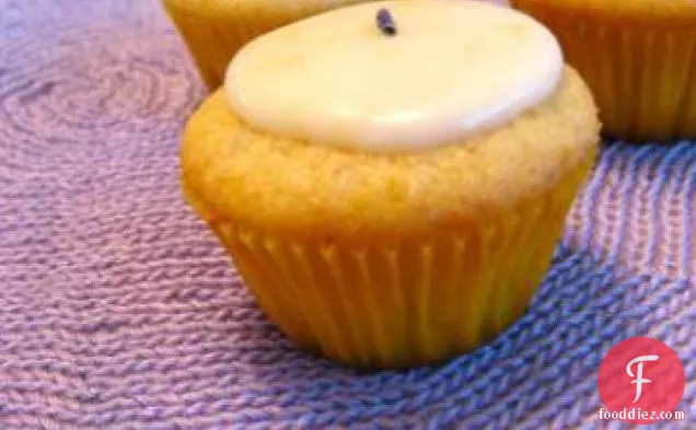 Lavender Lemon Cupcakes (With Icing)