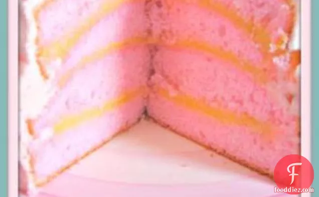गुलाबी शैंपेन केक