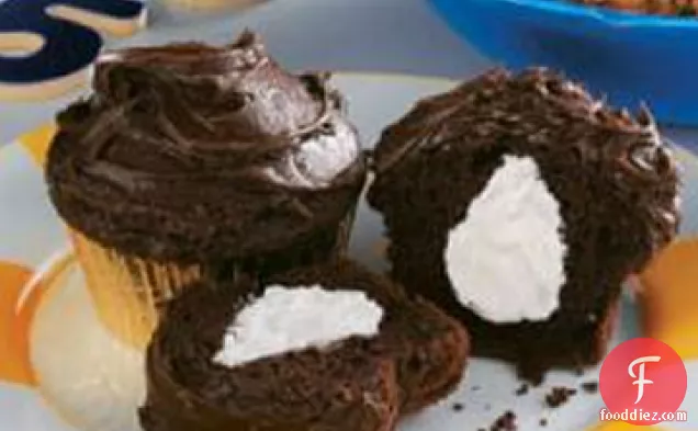 Creamy Center Cupcakes