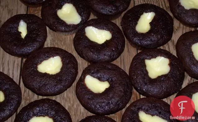 Black Bottom Cream Cheese Cupcakes