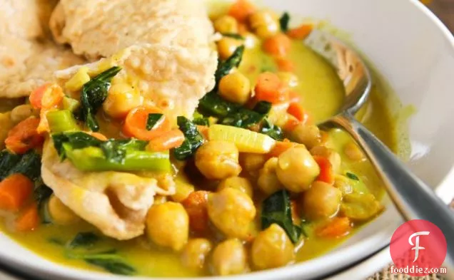 Vegan Coconut Curried Chickpea Soup