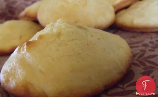 कॉर्नमील-ओट इंग्लिश मफिन