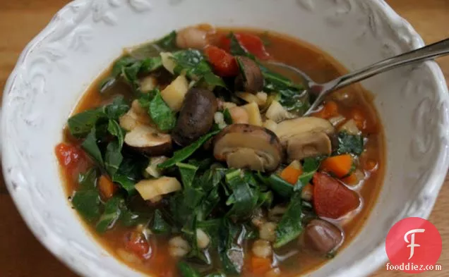 Vegetarian Mushroom Barley Soup Recipe
